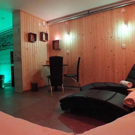 Apartma Mihovc Kamnik Esterno foto